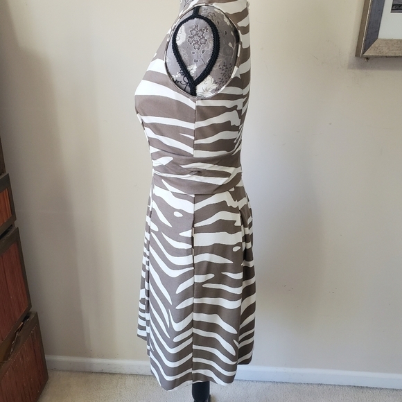Banana Republic JSSA London zebra print dress Sz. 4 - Picture 3 of 8